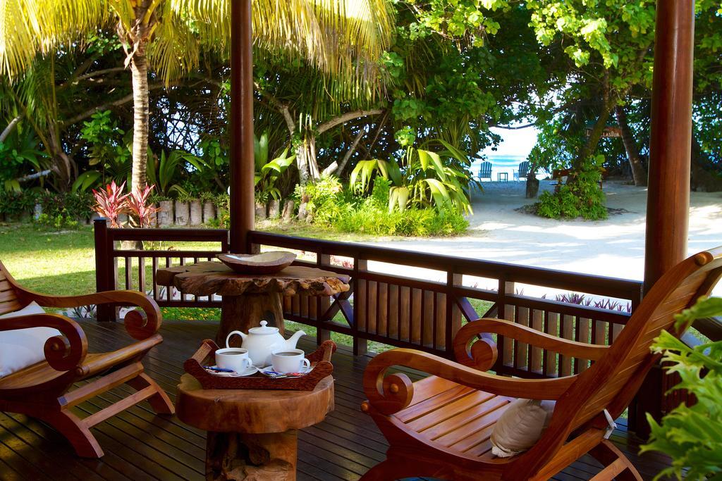 Les Villas D'Or Anse Volbert Village  Room photo