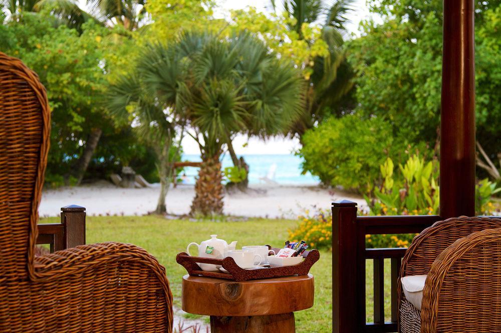 Les Villas D'Or Anse Volbert Village  Exterior photo